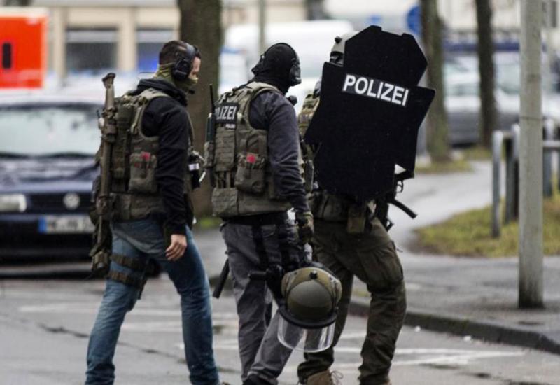 Policijske racije u Hrvatskoj, Njemačkoj i Litvi