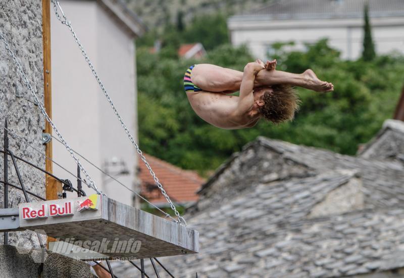 Počinje Red Bull Cliff Diving u Mostaru - Počeo Red Bull Cliff Diving u Mostaru