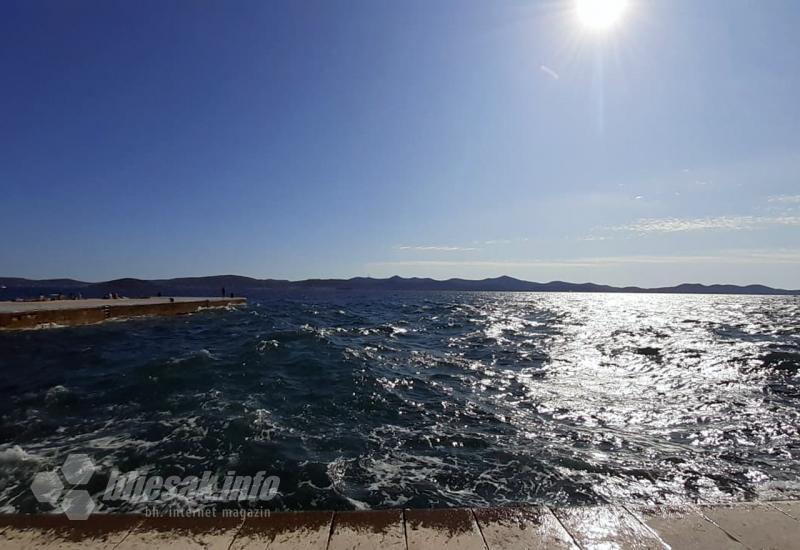 Na zadarskoj plaži dvoje umrlih od zastoja srca