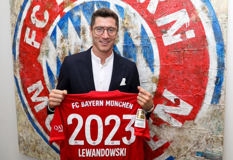 Lewandowski produžio ugovor s Bayernom