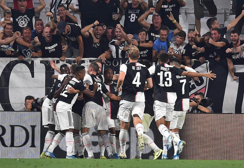 Juventus sljedeće sezone želi dovesti Eriksena, Williana i Meuniera