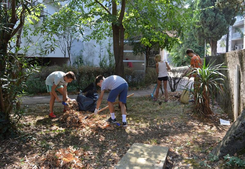 Bulevar prijateljstva: Volonteri čistili Mostar 
