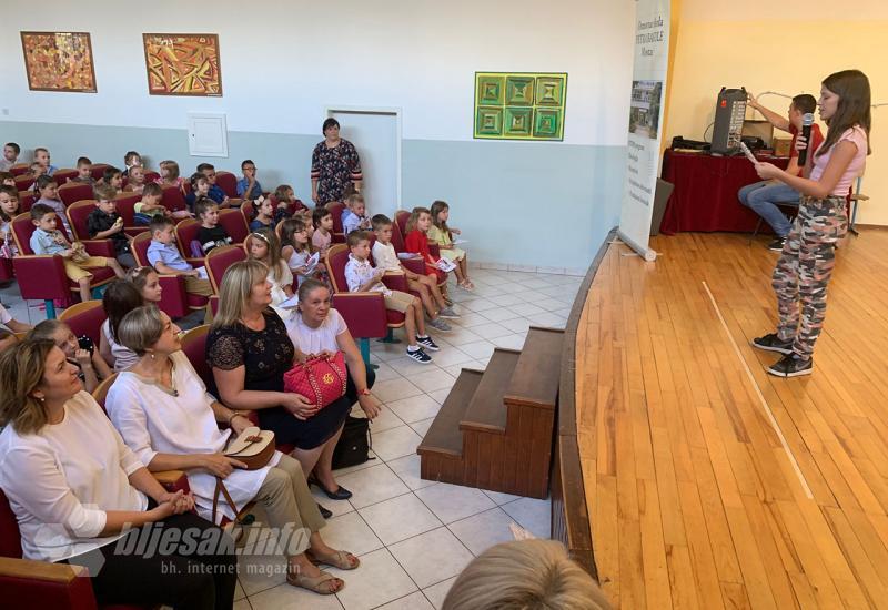 Početak nove školske godine u mostarskim školama - Politika obišla klupe: Počela nastava u mostarskim školama