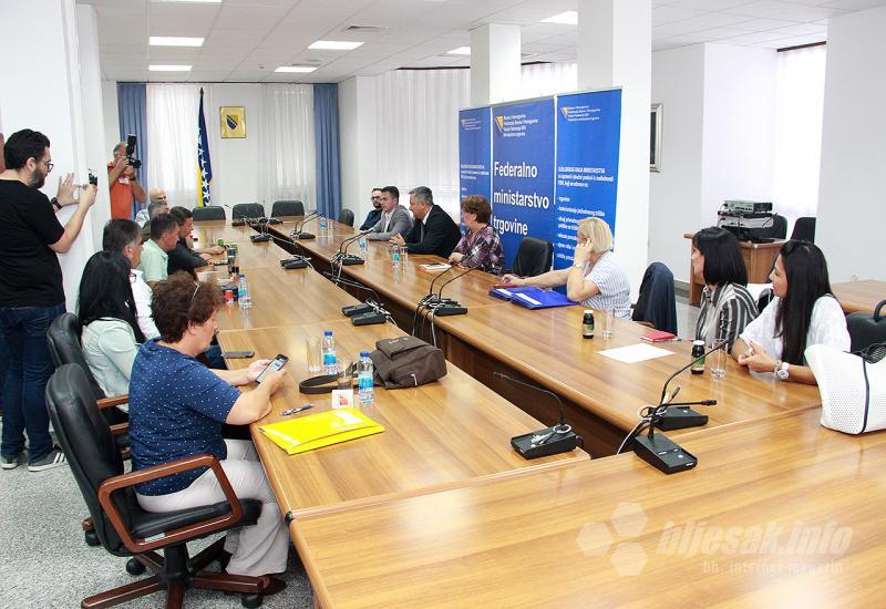 Ministarstvo trgovine FBiH osiguralo 70.000 KM za zaštitu potrošača - Mostar: 70.000 KM za udruge potrošača