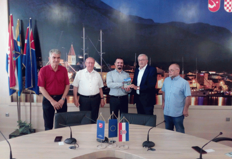 Počasni predsjednik HKD Napredak posjetio Podružnicu u Makarskoj