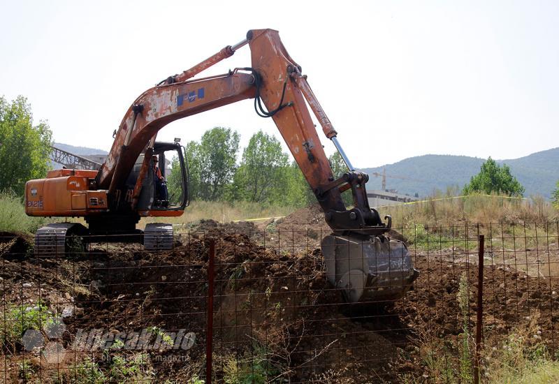 Mostar: Na Rudniku ekshumacija žrtava iz proteklog rata