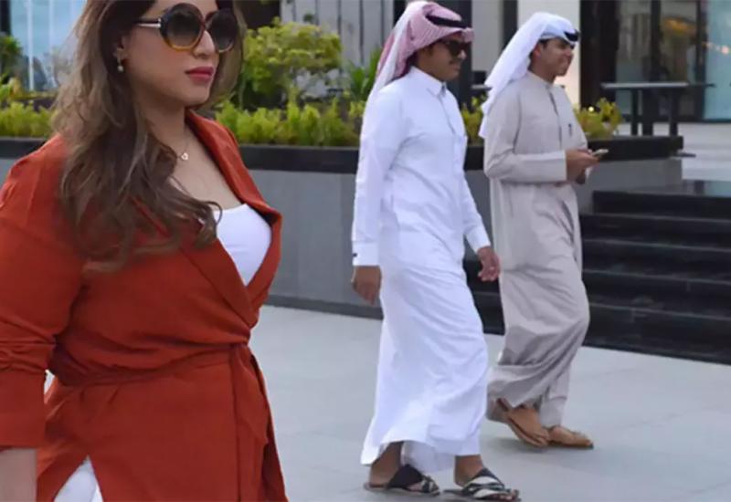 Buntovne Saudijke prošetale tržnim centrima u zapadnjačkoj odjeći