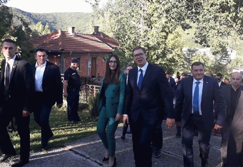 Vučić u Drvaru - Vučić: Milijun eura za Drvar od Srbije