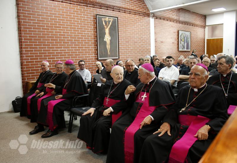 Biskup Perić obilježio 50. godišnjicu svećeničkog ređenja