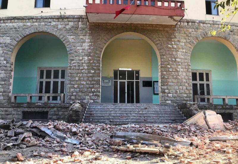 Potresi u Albaniji - U potresima u Albaniji ozlijeđeno najmanje 105 osoba