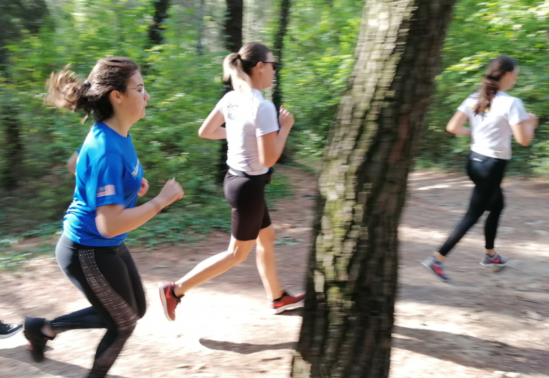 Rekreativni nedjeljni trening na Trimuši - Đemo i mostarski trkači trenirali s građanima na Trimuši 