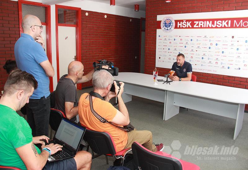 Detalj s konferencije za medije - Vukas: Zrinjski čeka težak ispit u derbiju i pakleni niz utakmica