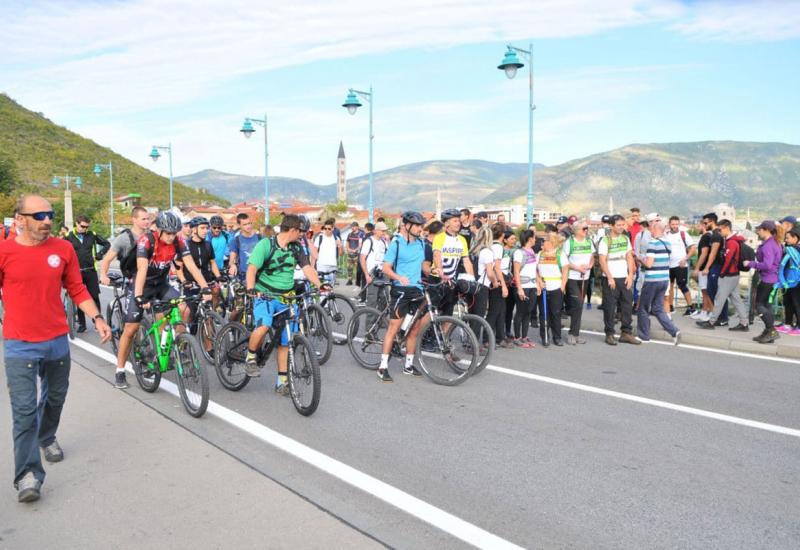 #beactivetogether - Planinari i biciklisti osvojili vrh Veleža