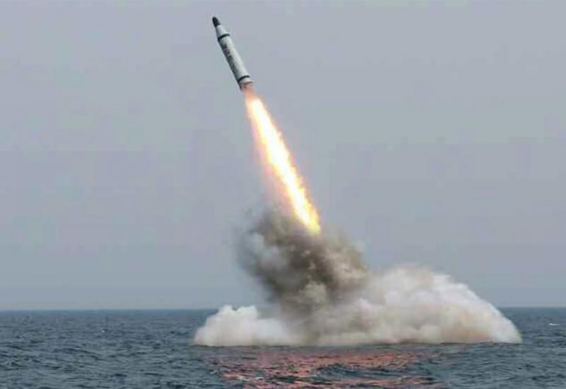 Sjeverna Koreja i dalje ispaljuje balističke rakete, ali poriče da je isporučila oružje Rusiji