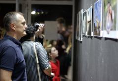 Mostar: Otvorena izložba fotografija polaznika tečaja ''Učimo o fotografiji''