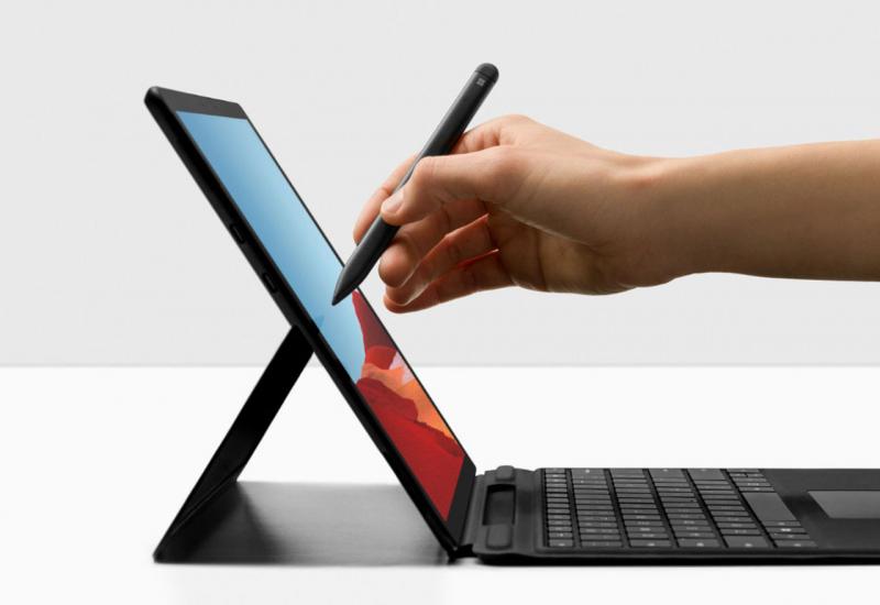 Surface Pro X - Microsoft oduševio novim uređajima