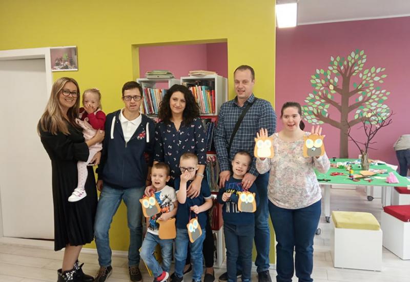 Članovi Udruge za osobe s Down sindromom posjetili Narodnu knjižnicu HNŽ Mostar - članovi Udruge za osobe s Down sindromom, Mostar, posjetili su Narodnu knjižnicu HNŽ, Mostar.