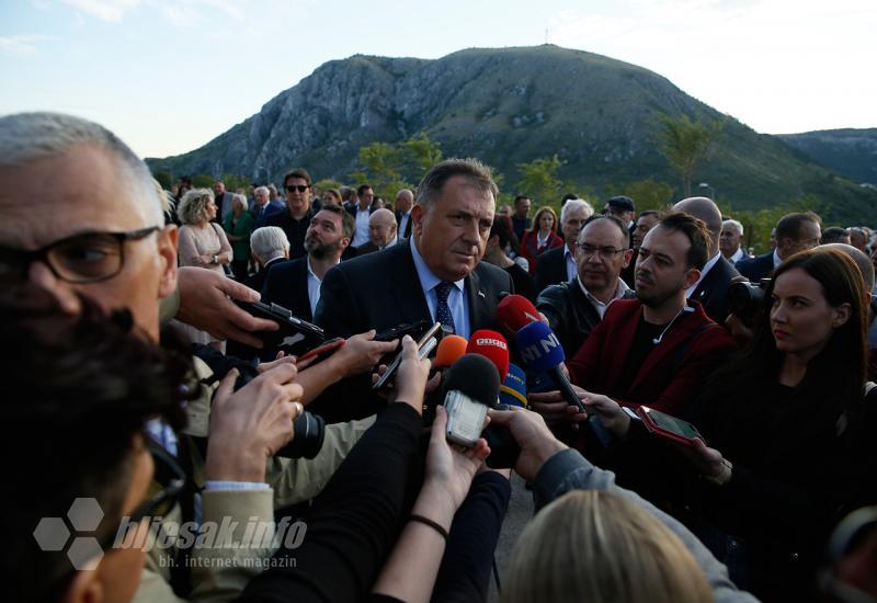 Milorad Dodik - Dodik: Bakir Izetbegović zabavlja ovaj narod