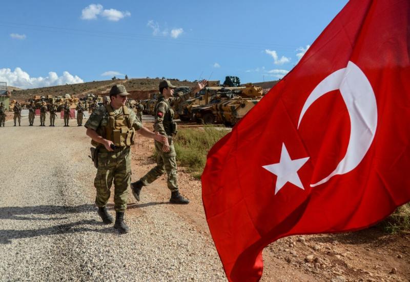 Turska vojska čeka znak za početak velike invazije na sjever Sirije