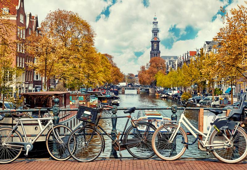 Amsterdam zabranio kruzerima ulazak u centar grada