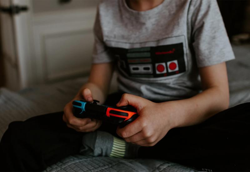 Vijeće roditelja škola: Opasna video igra dovodi do samoozlijeđivanja djece 