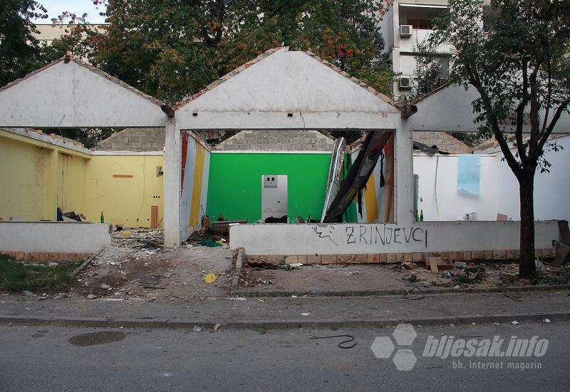 Rušenje u Mostaru: Došao red i na kućice u Omladinskoj