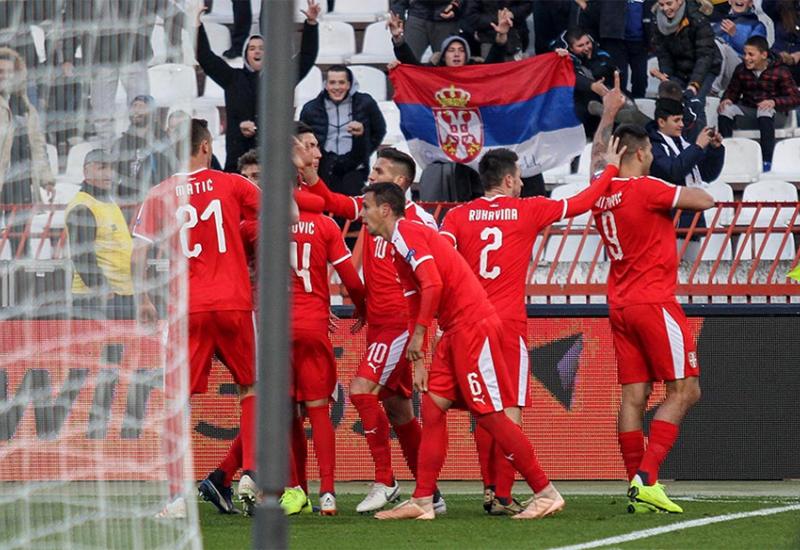 UEFA pokrenula postupak protiv Srbije zbog transparenta "Kosovo je Srbija"