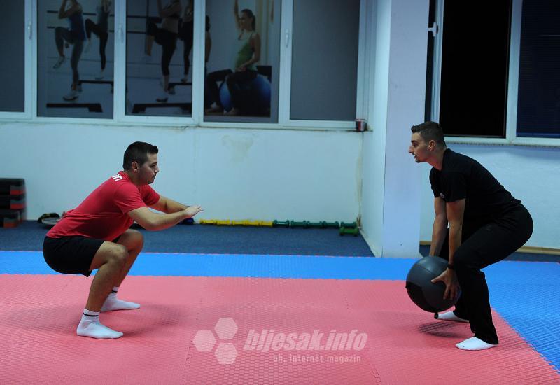 Individualni trening za muškarce - Bivši rukometaš Zrinjskog otvorio prvi fitness za trudnice u Mostaru