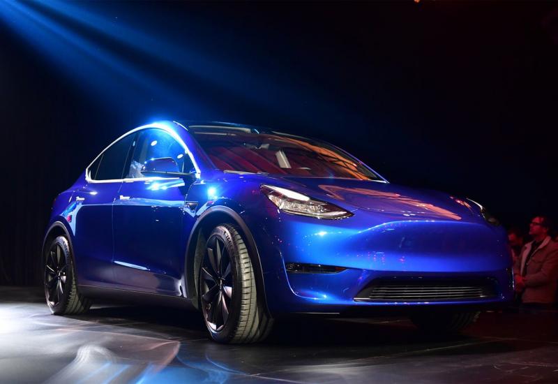 Tesla ponovno bilježi rekordnu prodaju