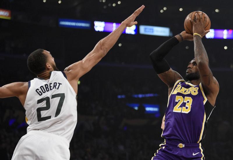 Poraz Jazza kod Lakersa, Bogdanović izostao zbog ozljede