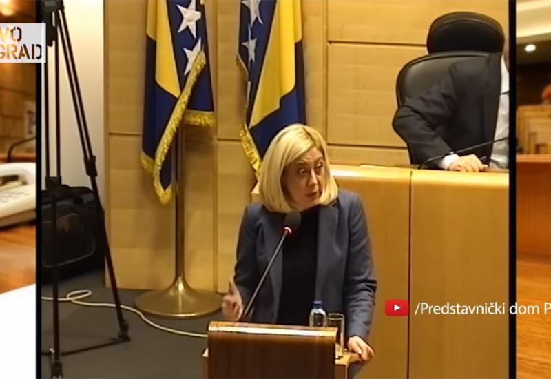 Mostarski mulj zaprljao i Parlament FBiH