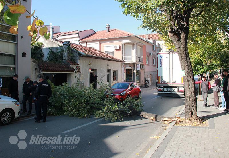 Nesvakidašnja prometna nesreća u Mostaru