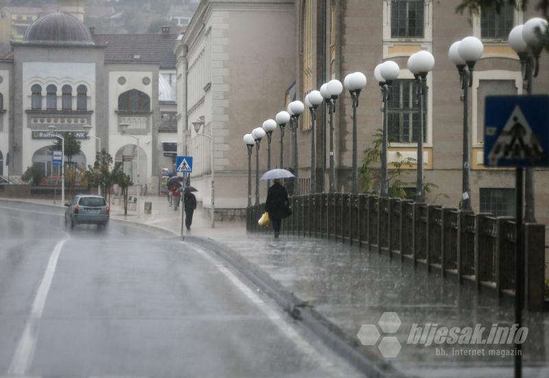 Oblačno u Hercegovini sa slabom kišom 