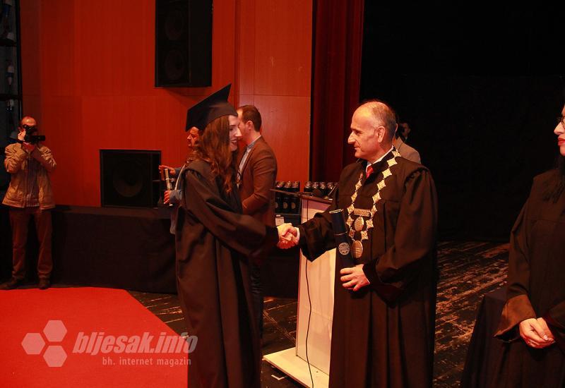 Mostar: Promovirano 417 diplomanada FPMOZ-a