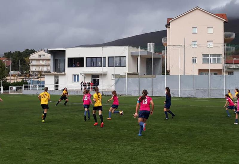 Turnir se igrao u Posušju - U Posušju održan regionalni nogometni turnir za djevojčice do 13 godina 
