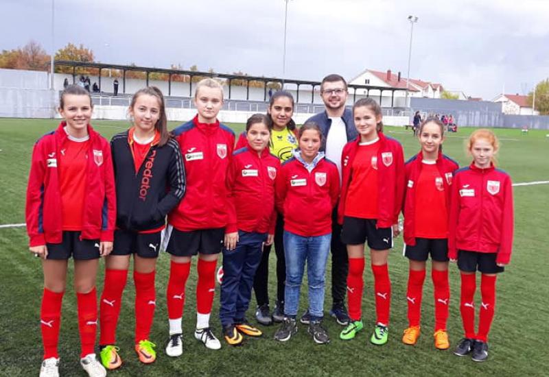 Ženski nogometni klub Iskra Bugojno - U Posušju održan regionalni nogometni turnir za djevojčice do 13 godina 