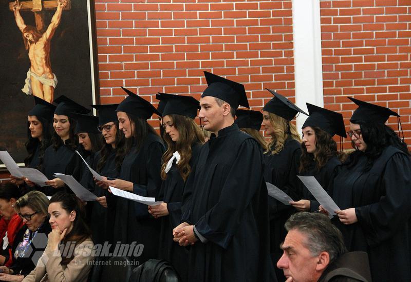 Mostar: Promovirani diplomanti Teološko-katehetskog instituta