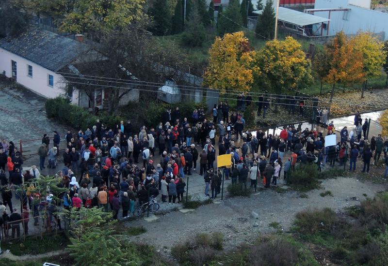 Građani Bihaća traže da se zatvori migrantski centar BIRA