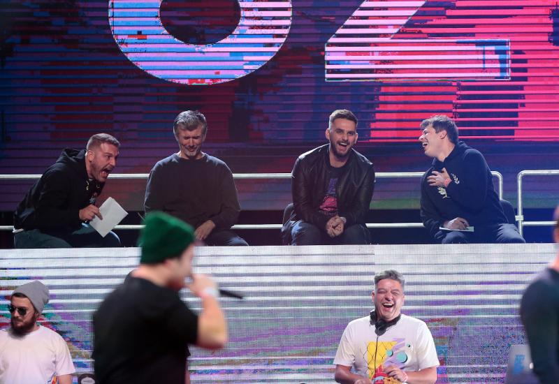 Žiri sastavljen od zvučnih imena regionalne hip hop scene - Tzre iz Hrvatske pobjednik je regionalnog finala Red Bull RapLike 2019