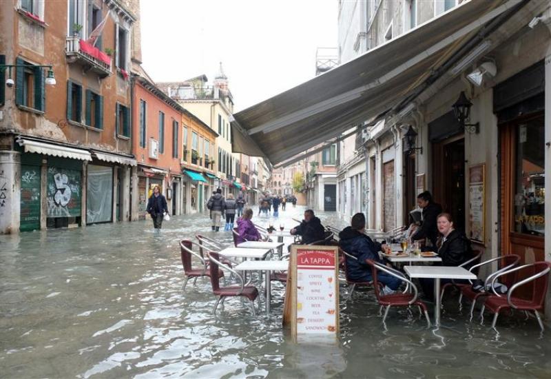 Za Veneciju ovo je najgori tjedan u zadnjih 150 godina - Veneciju pogodio još jedan plimni val