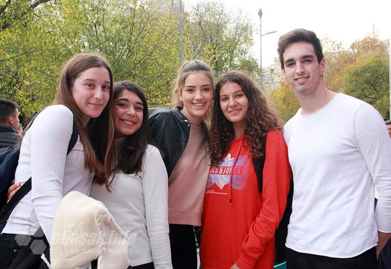 Mostarski srednjoškolci obilježili svoj dan - Mostarski srednjoškolci pokazali svoj natjecateljski duh