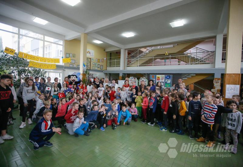Mostar: Učenici iz devet država obilježili Međunarodni dan djeteta