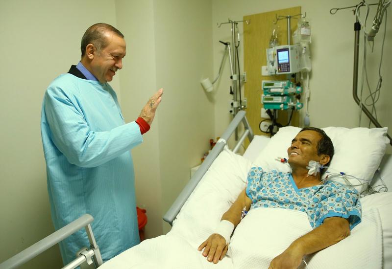 Naim je preminuo 2017. godine u bolnici u Istanbulu u dobi od 50 godina - Džepni Herkul, jedan od najvećih
