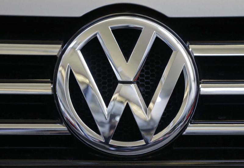 Njemačke vlasti pretražuju urede Volkswagena 