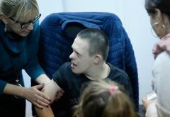 Mostar: Dječaku Aldinu uručena donacija koja će mu olakšati život