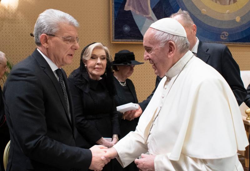 Džaferoviću u Vatikanu izložili testament kraljice Katarine Kosače