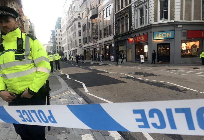 London: Policija ubila napadača koji je nožem ozlijedio više osoba