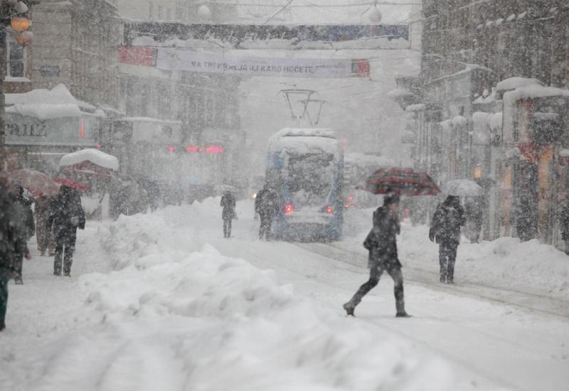 U Hrvatsku stiže i do 30 cm snijega