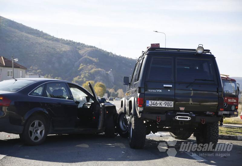 Prometna nesreća u Vrapčićima: Sudarili se Audio i Toyota, više osoba ozlijeđeno