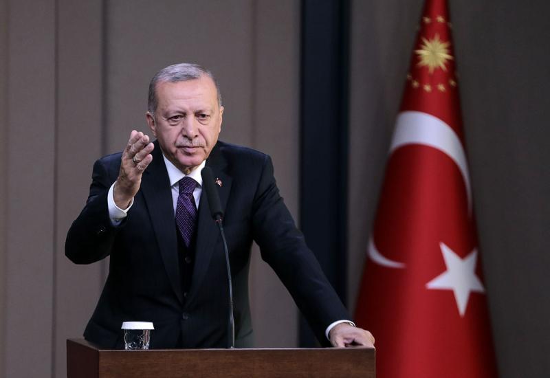 Erdogan napao Macrona da želi ''izravnati račune'' s muslimanima